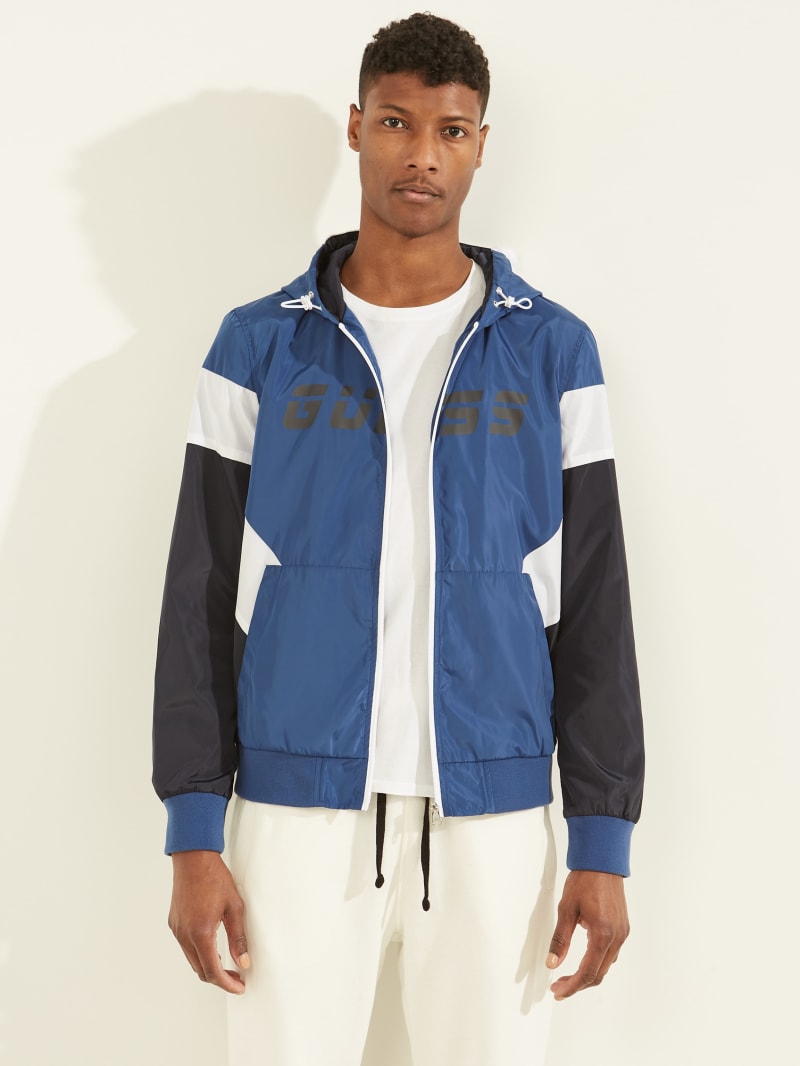 Blue Men's Guess Color-Block Jackets | 2305471-SR