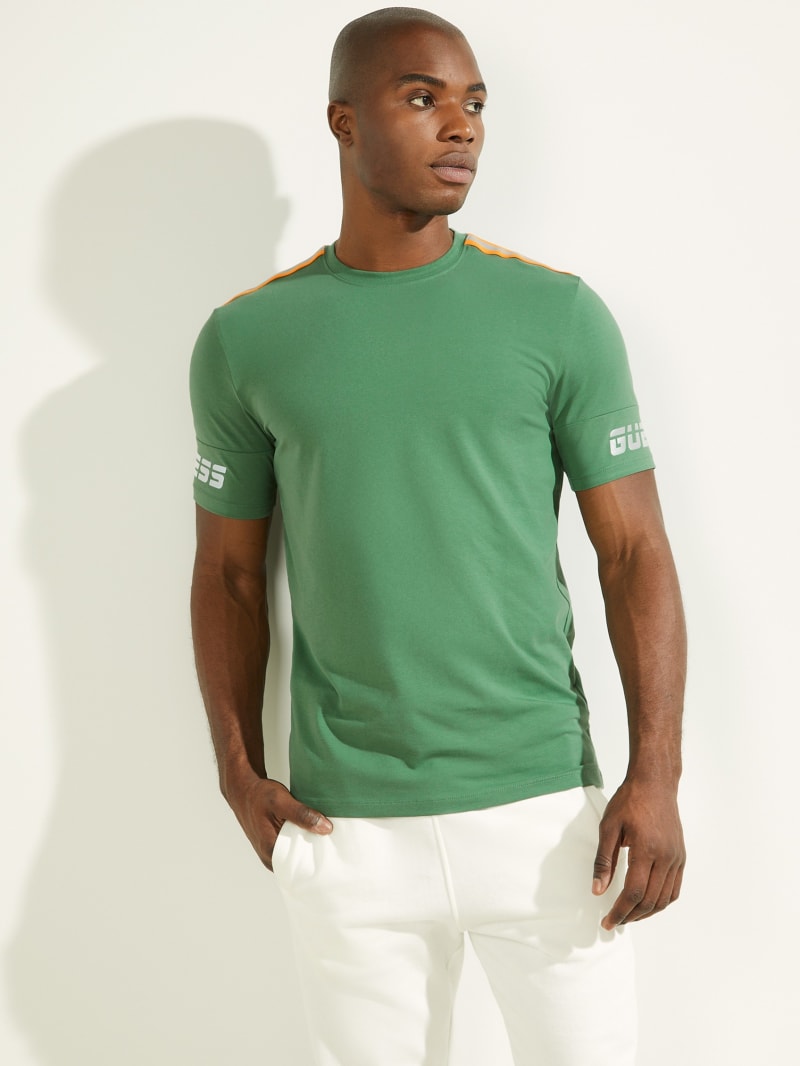 Green Men's Guess Rodney Active Tee T Shirts | 4162857-HY