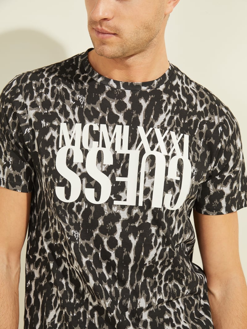 Black Men's Guess Animal Logo Tee T Shirts | 3496158-XH