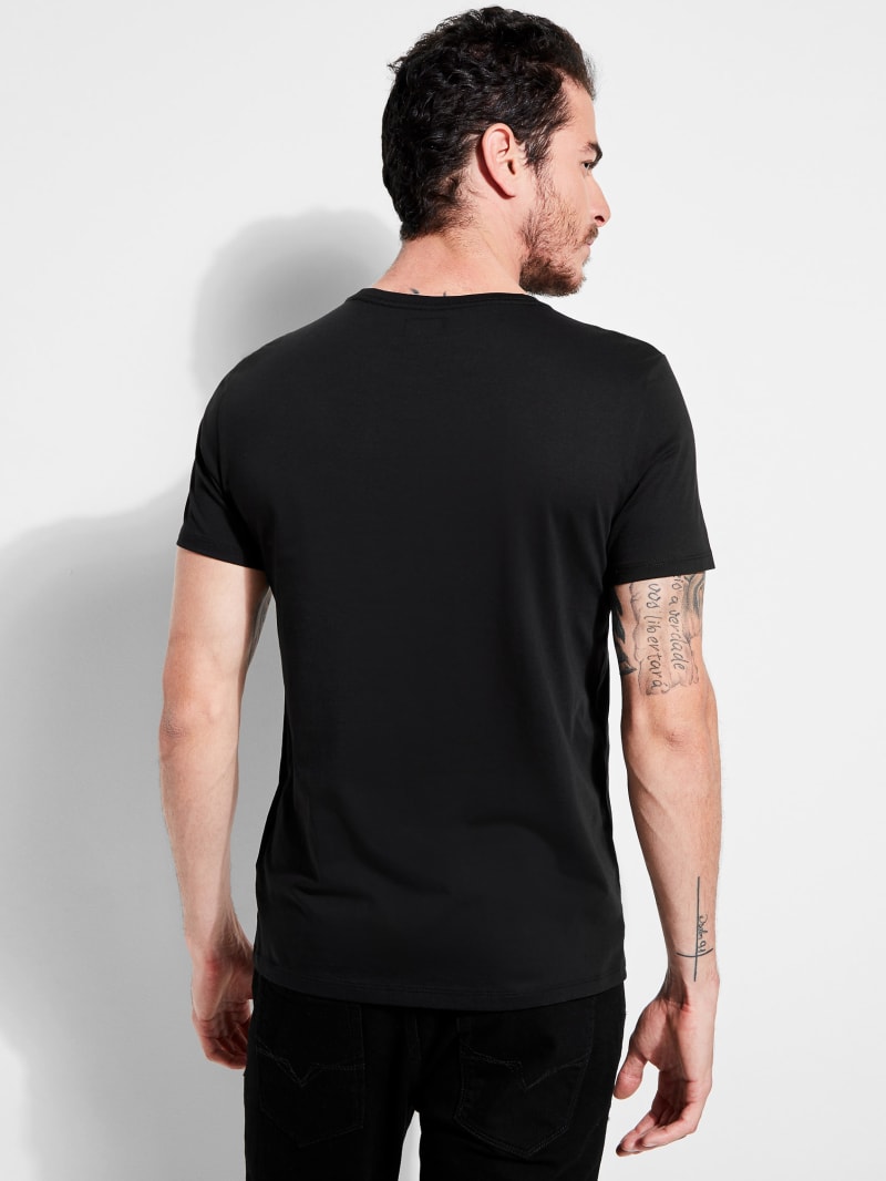 Black Men's Guess Embroidered Logo Tee T Shirts | 1526309-ZP