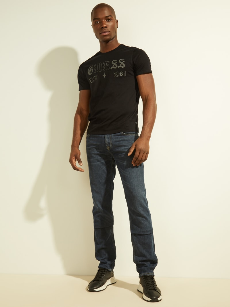 Black Men's Guess Gothic Logo Tee T Shirts | 5326194-PV