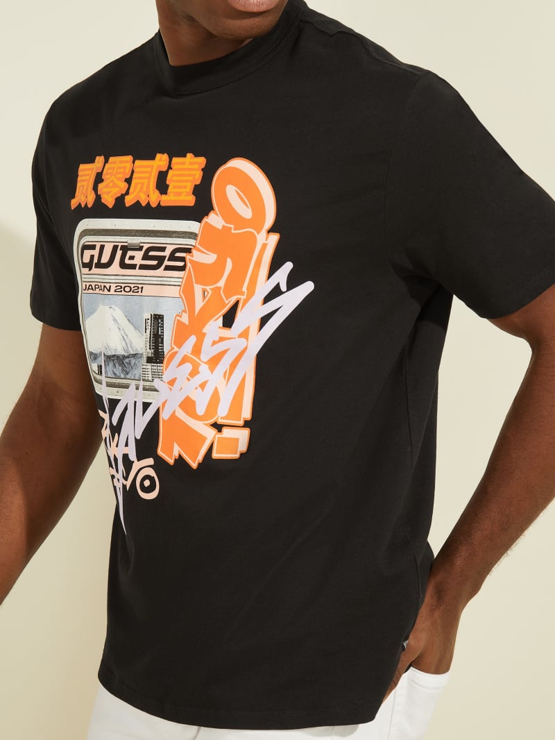 Black Men's Guess Japan Subway Graphic Tee T Shirts | 3572410-MS