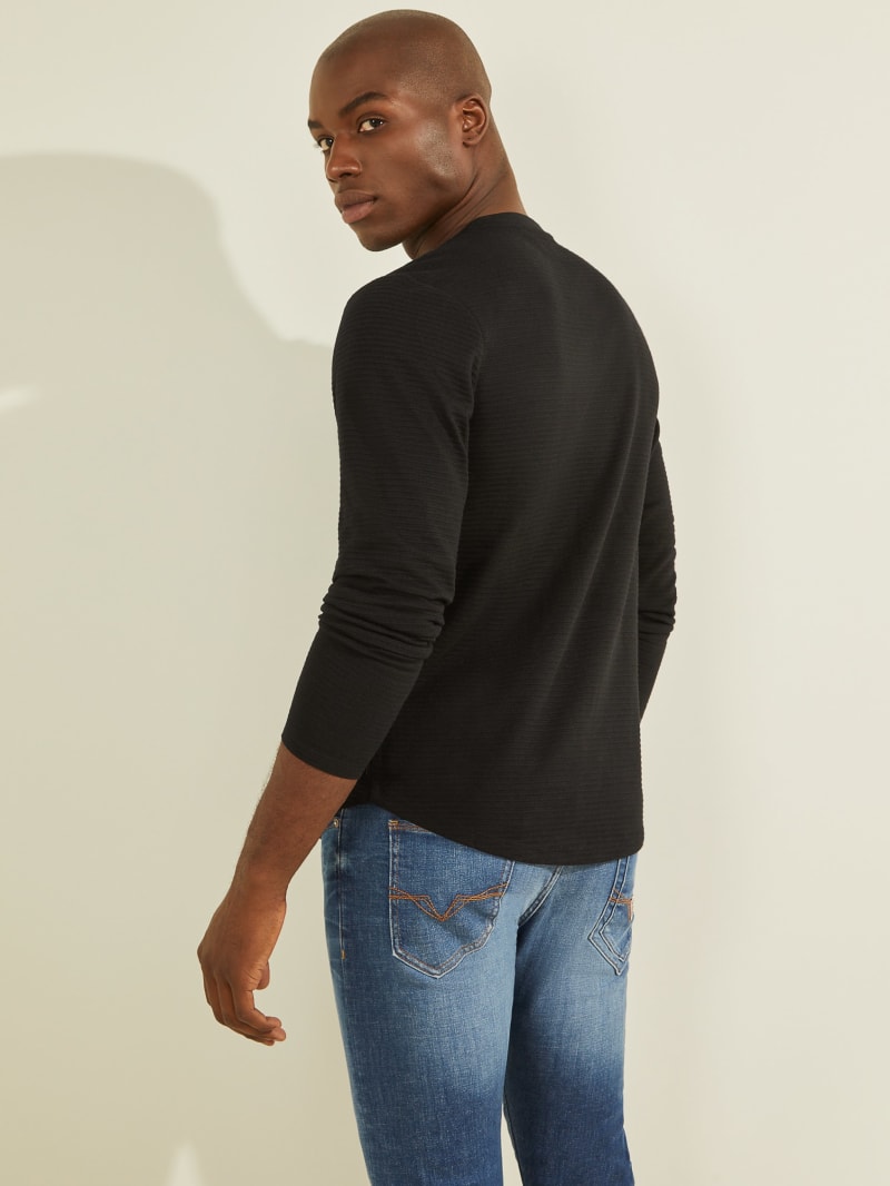 Black Men's Guess Zuma Long-Sleeve Tee T Shirts | 7512309-QC