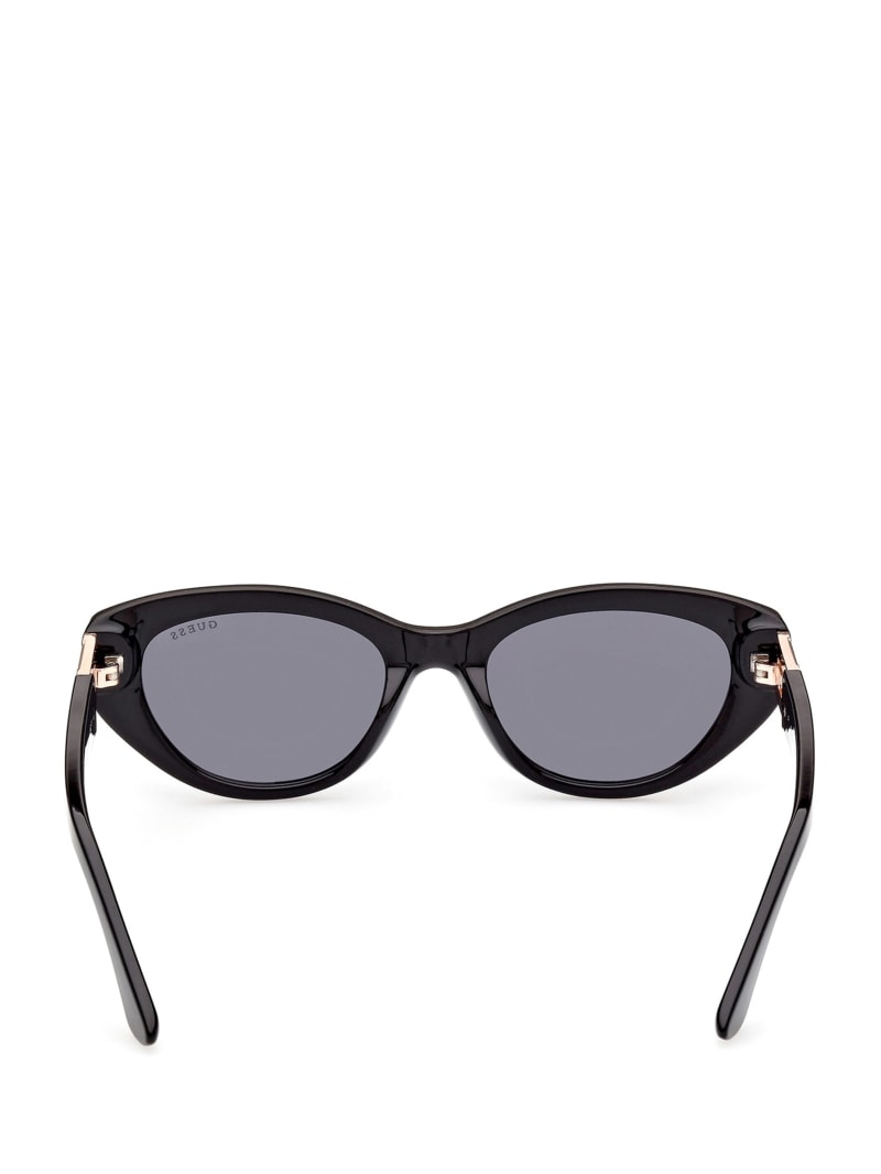 Black Women's Guess Colored Plastic Cat-Eye Sunglasses | 4698723-UF