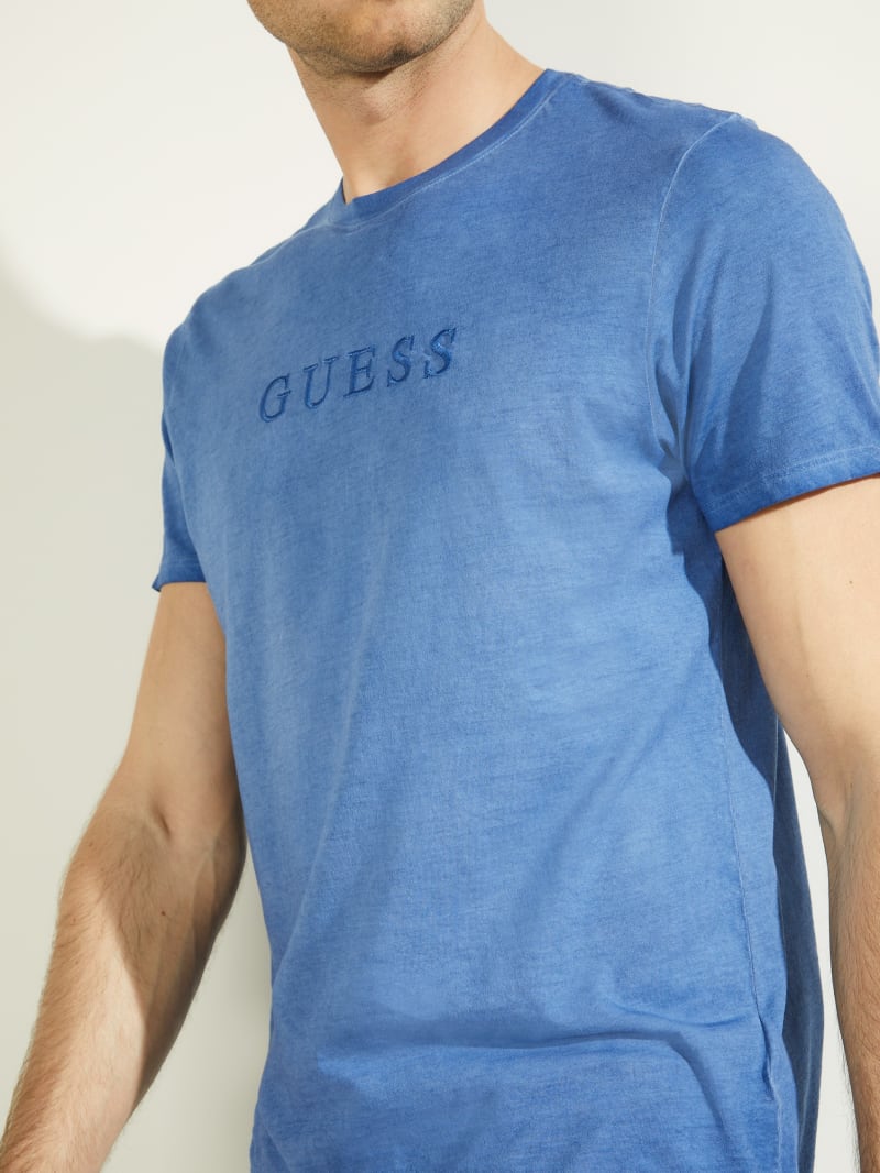 Blue Men's Guess Classic Pima Washed Logo Tee T Shirts | 7490351-ZL