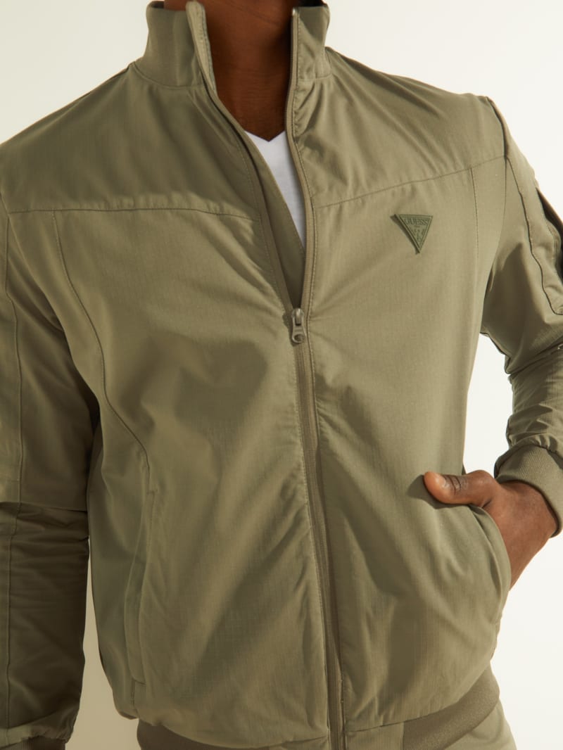 Green Men's Guess Eco Ivo Traveler Jackets | 4370961-LH