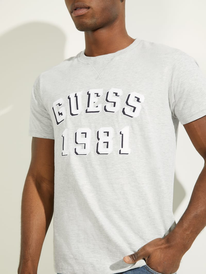 Light Grey Men's Guess Academy Tee T Shirts | 4726318-NJ