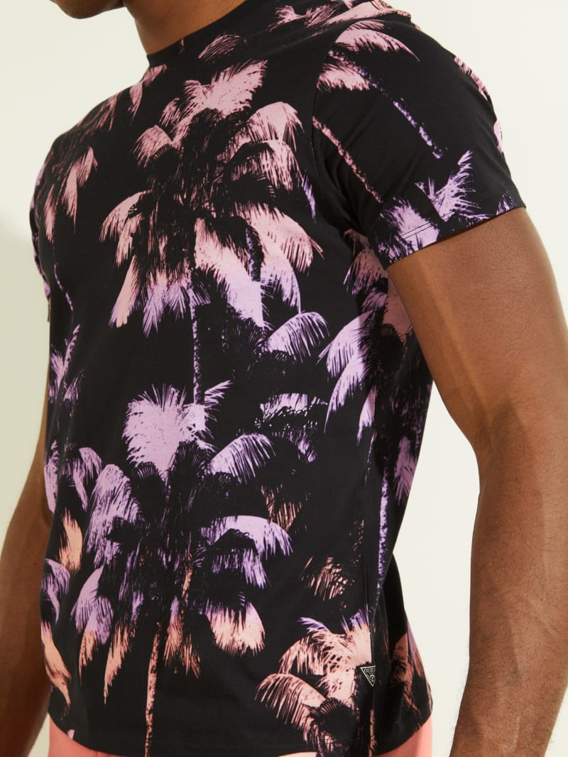 Multicolor Men's Guess Eco Ombre Palm Print Tee T Shirts | 0869753-YF