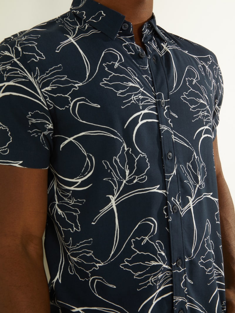 Multicolor Men's Guess Eco Rayon Pacific Floral Shirts | 6835129-OM