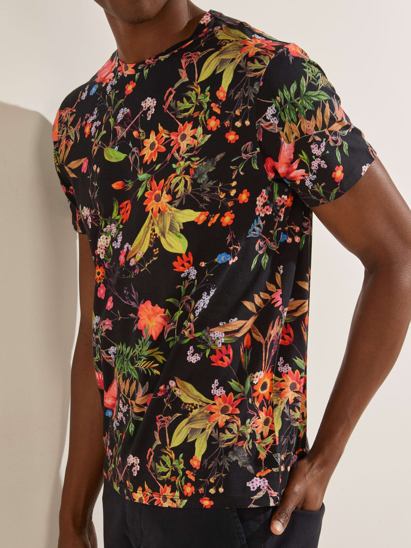 Multicolor Men's Guess Market Floral Tee T Shirts | 8430276-UL