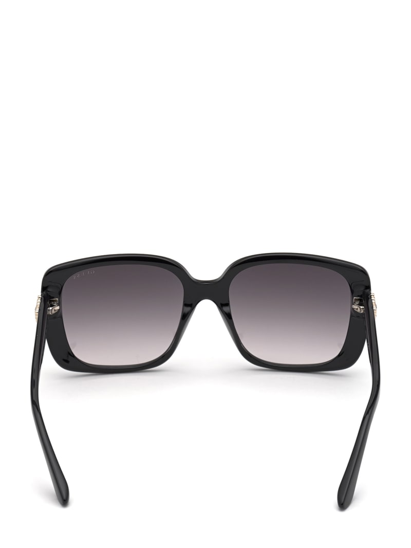 Silver Women's Guess Nelly Oversized Square Sunglasses | 4620873-EJ