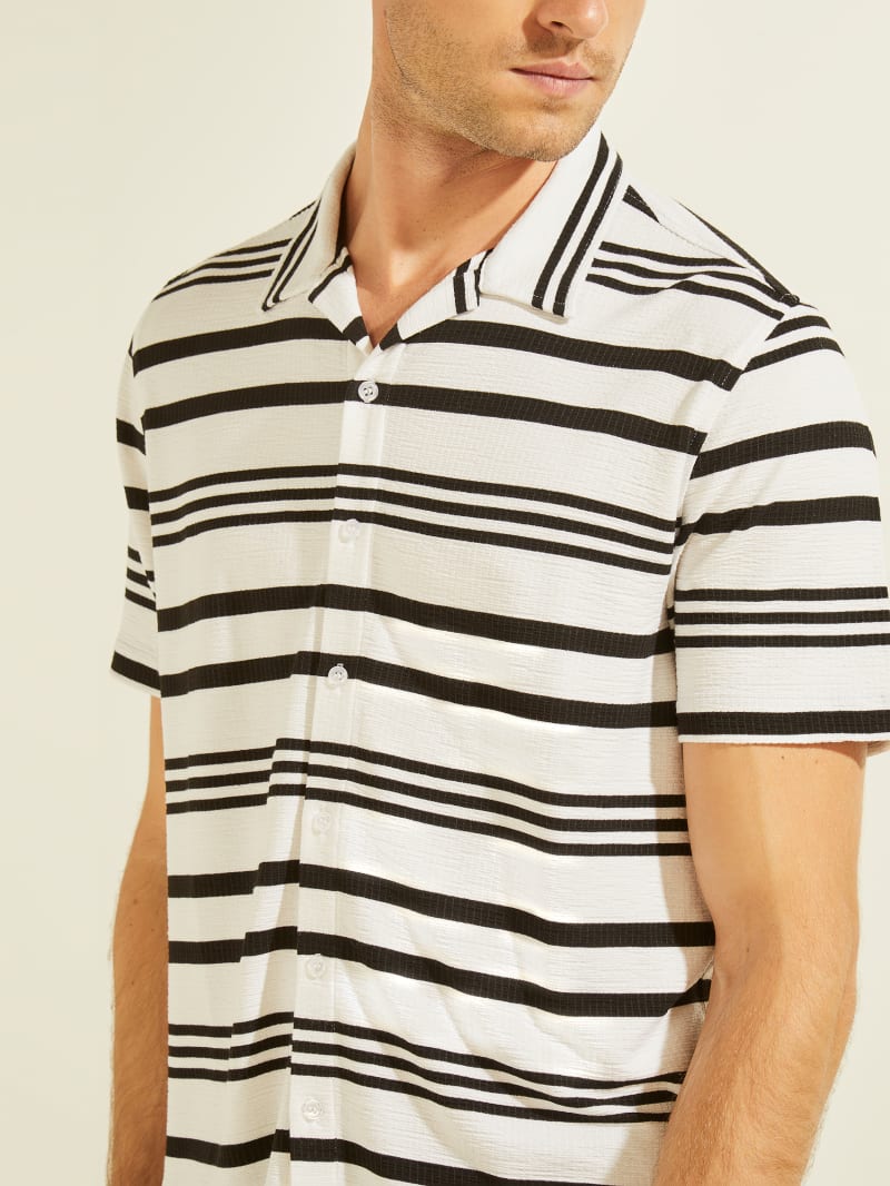 Stripes Men's Guess Leo Striped Shirts | 7284560-WH