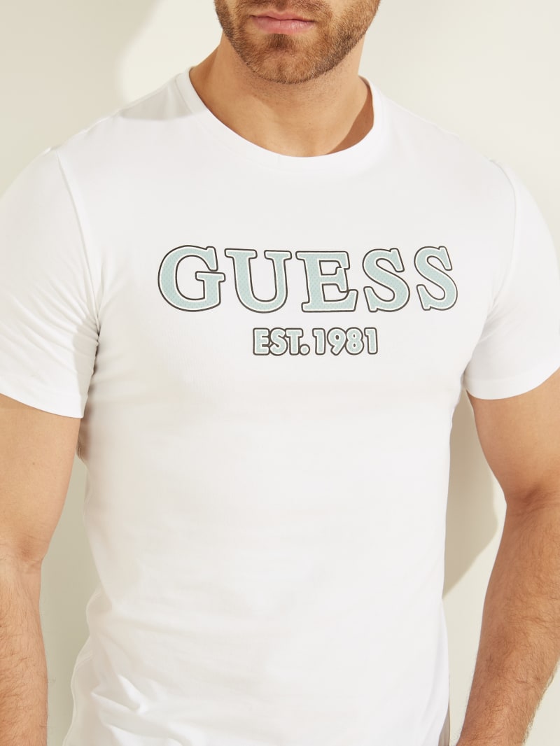 White Men's Guess Point Logo Tee T Shirts | 8926347-MV